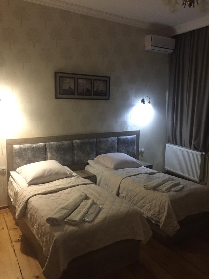 Guest House Rafael Tbilisi Exterior photo