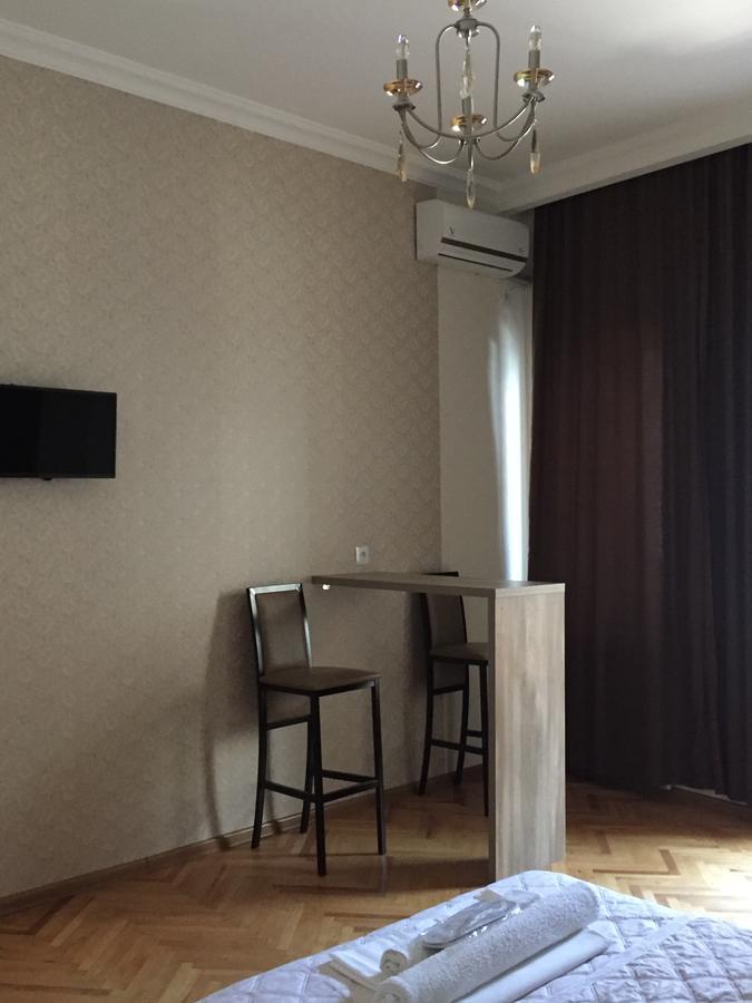 Guest House Rafael Tbilisi Exterior photo